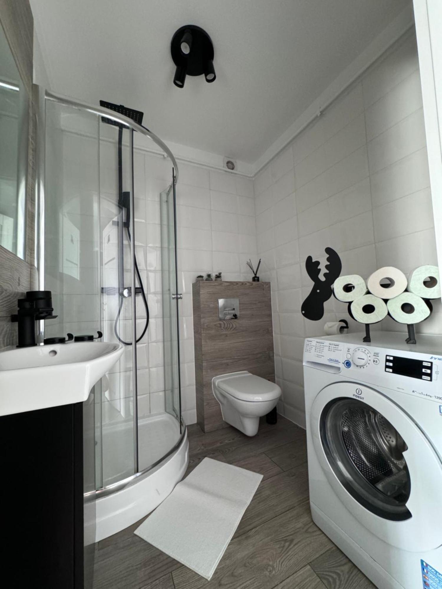Apartamenty Centrum Kostrzyn nad Odra Bagian luar foto